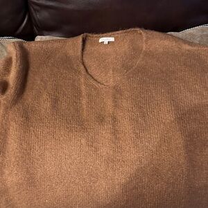 Z Supply Women's V-Neck Sweater in Warm Brown
